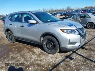 2019 Nissan Rogue SV with VIN KNMAT2MV9KP528451, listed as a IAAI auction lot 41680976 with 117,235 mi miles. Bid and sale history available at carsss.com. Image 1.