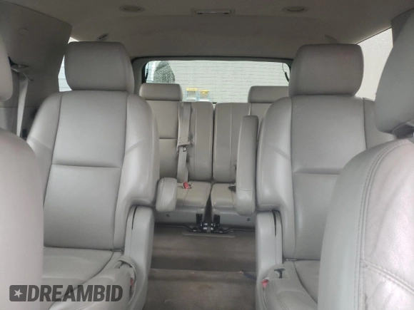 2012 Chevrolet Tahoe LTZ z VIN 1GNSCCE01CR111691, wystawiony jako Copart lot #42318045 z przebiegiem 192 622 mil mil oraz Szkoda całkowita • Salvage title. Historia ofert i sprzedaży dostępna na DreamBid. Obrazek 10.