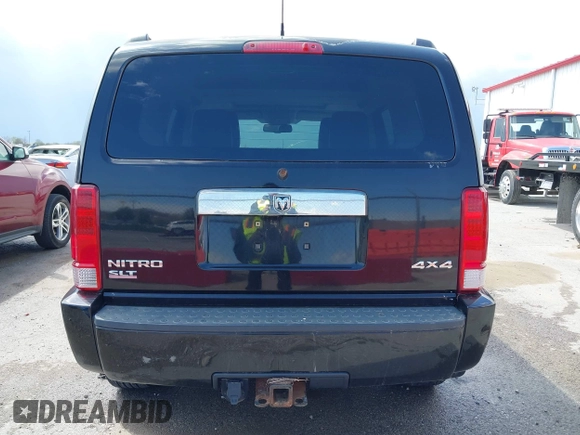 2007 Dodge Nitro SLT with VIN 1D8GU58K97W679278, listed as a IAAI auction lot 42014211 with 213,451 mi miles and . Bid and sale history available at carsss.com. Image 16.
