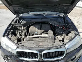 2015 BMW X5 sDrive35i with VIN 5UXKR2C51F0H38188, listed as a Copart auction lot 49644415 with 164,632 mi miles and Clean Title. Bid and sale history available at carsss.com. Image 12.