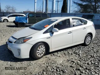 2013 Toyota Prius with VIN JTDKN3DP1D3040837, listed as a Copart auction lot 48395965 with 152,270 mi miles and Salvage Title. Bid and sale history available at DreamBid. Image 1.