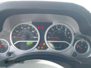 2008 Jeep Wrangler Unlimited Rubicon with VIN 1J8GA691X8L641959, listed as a IAAI auction lot 41586564 with 174,886 mi miles and . Bid and sale history available at DreamBid. Image 7.