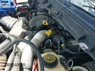 2016 Ford F-250 Lariat z VIN 1FT7W2BT8GEC19429, wystawiony jako IAAI lot #42984685 z przebiegiem 198 855 mil mil oraz . Historia ofert i sprzedaży dostępna na DreamBid. Obrazek 18.