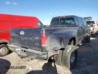 2003 Ford F-350 XL with VIN 1FTWW33P53EB60403, listed as a Copart auction lot 44968435 with 188,802 mi miles and Clean Title. Bid and sale history available at DreamBid. Image 3.