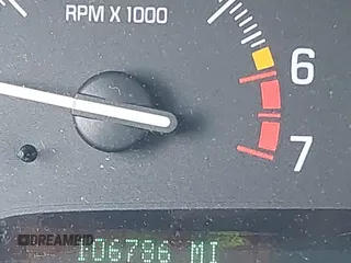 1999 Buick Park Avenue с VIN 1G4CW52K5X4607713, выставлен на аукционе IAAI как лот 42387667 с пробегом 106 786 миль миль и . История ставок и продаж доступна на DreamBid. Изображение 15.