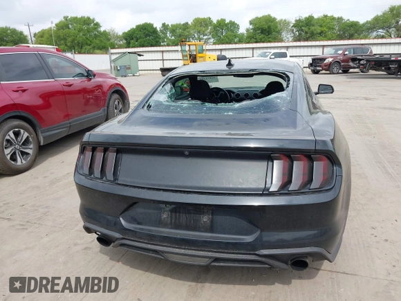 2020 Ford Mustang EcoBoost z VIN 1FA6P8TH6L5181768, wystawiony jako IAAI lot #41871296 z przebiegiem 55 131 mil mil oraz . Historia ofert i sprzedaży dostępna na DreamBid. Obrazek 16.