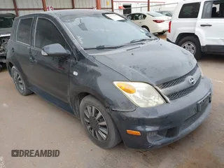 2006 Scion xA with VIN JTKKT604660156163, listed as a IAAI auction lot 41570102 with 200,835 mi miles. Bid and sale history available at carsss.com. Image 1.