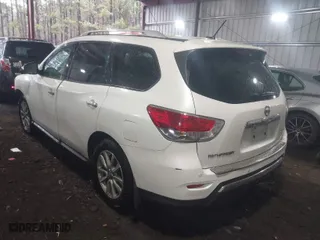 2015 Nissan Pathfinder Platinum with VIN 5N1AR2MM6FC611205, listed as a IAAI auction lot 41556344 with 86,366 mi miles. Bid and sale history available at carsss.com. Image 3.