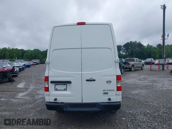 2016 Nissan NV Cargo S z VIN 1N6BF0LY2GN806750, wystawiony jako IAAI lot #42176037 z przebiegiem 173 846 mil mil oraz . Historia ofert i sprzedaży dostępna na DreamBid. Obrazek 16.