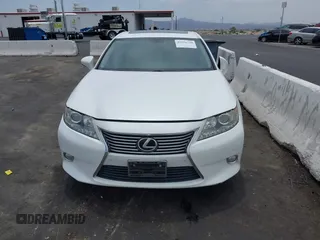 2014 Lexus ES 330 z VIN JTHBK1GG7E2101851, wystawiony jako IAAI lot #42576730 z przebiegiem 175 517 mil mil oraz . Historia ofert i sprzedaży dostępna na DreamBid. Obrazek 6.