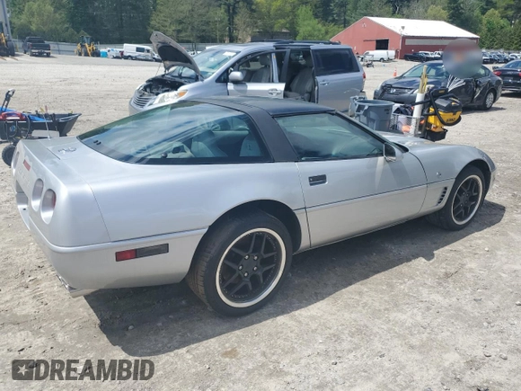 1996 Chevrolet Corvette z VIN 1G1YY22P9T5102060, wystawiony jako Copart lot #56195395 z przebiegiem Nie podano mil oraz Tytuł czysty. Historia ofert i sprzedaży dostępna na DreamBid. Obrazek 3.