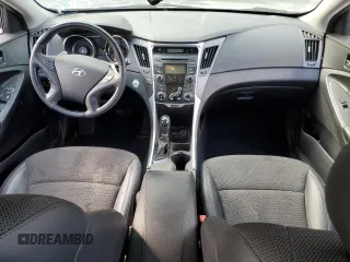 2013 Hyundai Sonata Limited with VIN 5NPEC4ACXDH525587, listed as a Copart auction lot 55355335 with 73,188 mi miles and Salvage Title. Bid and sale history available at DreamBid. Image 8.