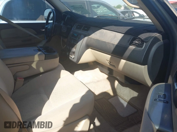 2008 Chevrolet Tahoe 3LT with VIN 1GNFC13038R145292, listed as a IAAI auction lot 42542523 with 220,224 mi miles and . Bid and sale history available at DreamBid. Image 5.