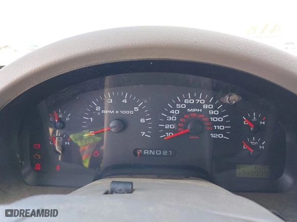 2005 Ford F-150 XLT with VIN 1FTPW12595FB54061, listed as a IAAI auction lot 41872078 with 174,399 mi miles. Bid and sale history available at carsss.com. Image 7.