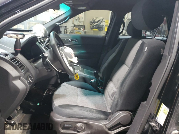 2015 Ford Utility Police Interceptor with VIN 1FM5K8AR4FGA41531, listed as a Copart auction lot 85951774 with 113,857 mi miles and Salvage Title. Bid and sale history available at carsss.com. Image 7.
