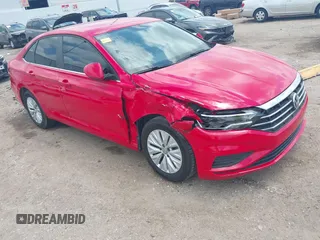 2019 Volkswagen Jetta S z VIN 3VWC57BU4KM025035, wystawiony jako IAAI lot #42247597 z przebiegiem 46 346 mil mil oraz . Historia ofert i sprzedaży dostępna na DreamBid. Obrazek 1.