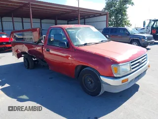 1995 Toyota T100 z VIN JT4UD10D7S0005438, wystawiony jako IAAI lot #42521878 z przebiegiem 276 881 mil mil oraz . Historia ofert i sprzedaży dostępna na DreamBid. Obrazek 1.