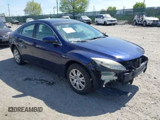 2010 Mazda 6 i Sport with VIN 1YVHZ8BH9A5M24754, listed as a IAAI auction lot 42103941 with 208,195 mi miles. Bid and sale history available at carsss.com. Image 1.
