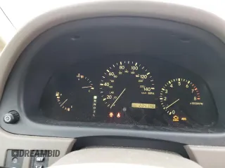 2000 Lexus RX 300 with VIN JT6GF10U1Y0050771, listed as a Copart auction lot 72162214 with 204,146 mi miles and Salvage Title. Bid and sale history available at carsss.com. Image 9.