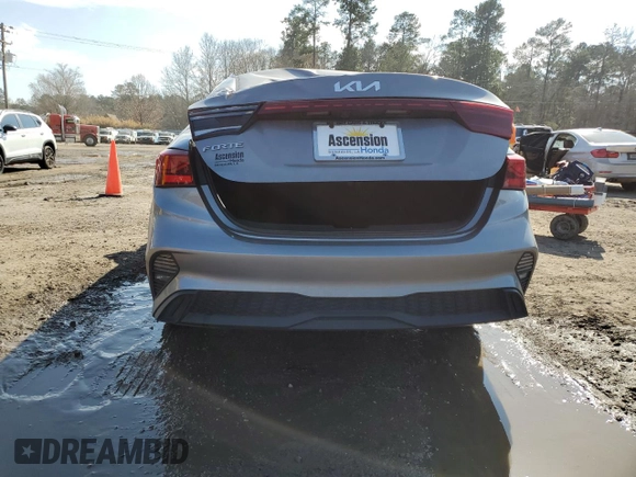 2023 Kia Forte LXS with VIN 3KPF24AD8PE622862, listed as a Copart auction lot 44233675 with 33,719 mi miles and Salvage Title. Bid and sale history available at carsss.com. Image 6.