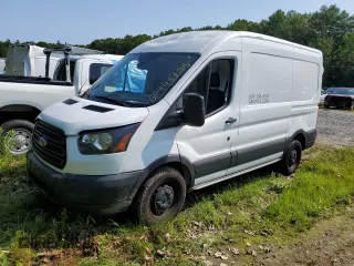 2017 Ford Transit Cargo z VIN 1FTYE1CMXHKA88550, wystawiony jako Copart lot #60448795 z przebiegiem 164 824 mil mil oraz Czysty tytuł • Clean title. Historia ofert i sprzedaży dostępna na DreamBid. Obrazek 1.