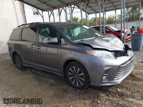 2018 Toyota Sienna XLE with VIN 5TDDZ3DC8JS207490, listed as a IAAI auction lot 40890775 with 97,260 mi miles. Bid and sale history available at carsss.com. Image 14.