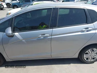 2020 Honda Fit LX with VIN 3HGGK5H43LM713989, listed as a IAAI auction lot 41808250 with 39,142 mi miles. Bid and sale history available at carsss.com. Image 15.