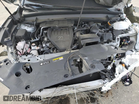 2024 Lexus TX 500h F Sport Premium z VIN 5TDABAB63RS006651, wystawiony jako Copart lot #49922905 z przebiegiem 4 745 mil mil oraz Szkoda całkowita • Salvage title. Historia ofert i sprzedaży dostępna na DreamBid. Obrazek 13.