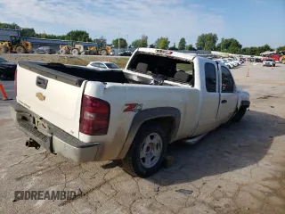 2007 Chevrolet Silverado 1500 Work Truck with VIN 2GCEK19C271693882, listed as a Copart auction lot 59260514 with 195,746 mi miles and Salvage Title. Bid and sale history available at carsss.com. Image 3.