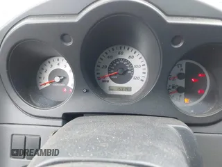 2004 Nissan Frontier XE z VIN 1N6ED29X54C475425, wystawiony jako IAAI lot #42292779 z przebiegiem 156 000 mil mil oraz . Historia ofert i sprzedaży dostępna na DreamBid. Obrazek 7.