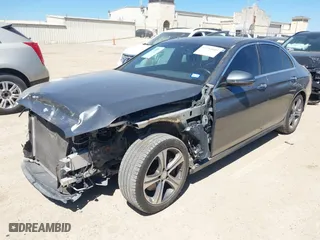 2017 Mercedes-Benz E-Class E 300 Luxury with VIN WDDZF4JB7HA109242, listed as a IAAI auction lot 41754605 with 90,233 mi miles. Bid and sale history available at carsss.com. Image 18.