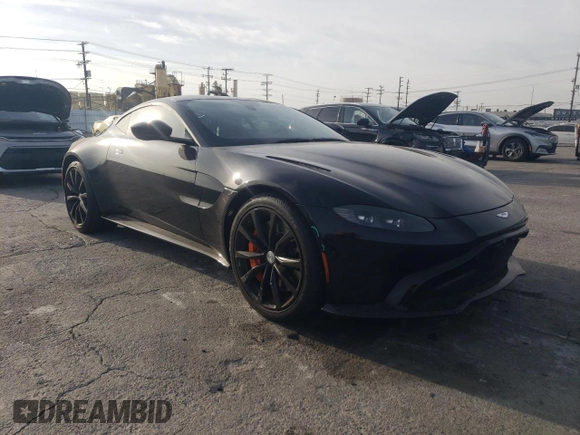 2020 Aston Martin Vantage z VIN SCFSMGAWXLGN04982, wystawiony jako Copart lot #81383264 z przebiegiem 30 891 mil mil oraz Szkody całkowita. Historia ofert i sprzedaży dostępna na DreamBid. Obrazek 4.