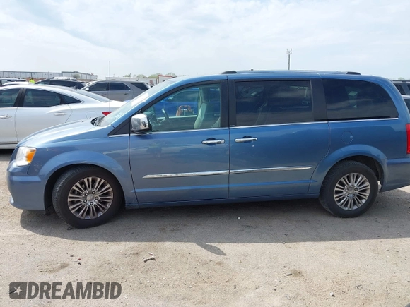 2011 Chrysler Town & Country Limited with VIN 2A4RR6DG0BR716004, listed as a IAAI auction lot 41885649 with 235,612 mi miles. Bid and sale history available at carsss.com. Image 14.