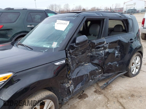 2015 Kia Soul + with VIN KNDJP3A58F7805840, listed as a IAAI auction lot 41533211 with 98,992 mi miles. Bid and sale history available at carsss.com. Image 6.