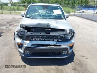 2020 Jeep Renegade Latitude with VIN ZACNJABB8LPL63973, listed as a IAAI auction lot 42552558 with 104,089 mi miles and . Bid and sale history available at DreamBid. Image 6.