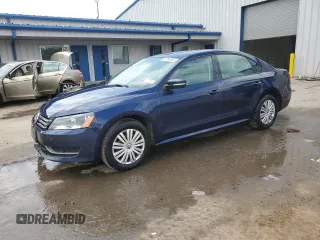 2014 Volkswagen Passat S with VIN 1VWAT7A35EC082372, listed as a Copart auction lot 61254805 with 152,718 mi miles and Salvage title. Bid and sale history available at DreamBid. Image 1.