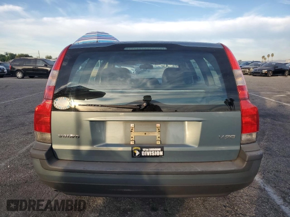 2002 Volvo V70 with VIN YV1SW61R422229256, listed as a Copart auction lot 76397624 with 118,235 mi miles and Salvage Title. Bid and sale history available at carsss.com. Image 6.