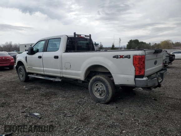 2017 Ford F-350 Platinum with VIN 1FT8W3BT4HEE75790, listed as a Copart auction lot 53556105 with 546,574 mi miles and Salvage title. Bid and sale history available at DreamBid. Image 2.