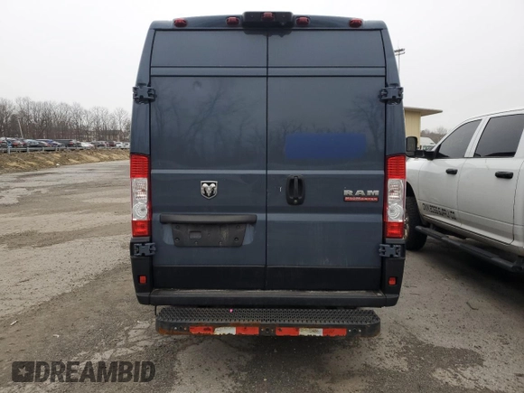 2020 Ram ProMaster Cargo with VIN 3C6URVJG3LE128512, listed as a Copart auction lot 43840465 with 111,281 mi miles and Salvage Title. Bid and sale history available at carsss.com. Image 6.