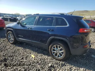 2016 Jeep Cherokee Latitude with VIN 1C4PJMCS2GW211191, listed as a Copart auction lot 55498615 with 134,862 mi miles and Salvage title. Bid and sale history available at DreamBid. Image 2.