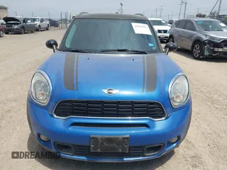 2014 MINI Countryman S with VIN WMWZC3C52EWP28069, listed as a IAAI auction lot 42026583 with 137,342 mi miles and . Bid and sale history available at DreamBid. Image 6.