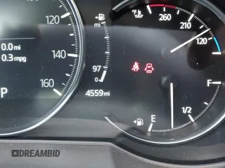 2024 Mazda CX-5 S Premium z VIN JM3KFBDLXR0486618, wystawiony jako IAAI lot #42055952 z przebiegiem 4559 mil mil oraz . Historia ofert i sprzedaży dostępna na DreamBid. Obrazek 7.