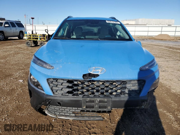 2022 Hyundai Kona SEL with VIN KM8K6CAB8NU922987, listed as a Copart auction lot 43413165 with 44,362 mi miles and Salvage Title. Bid and sale history available at DreamBid. Image 5.
