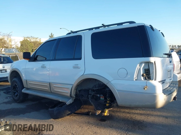 2006 Ford Expedition Eddie Bauer z VIN 1FMFU18586LA33979, wystawiony jako IAAI lot #41612898 z przebiegiem 250 956 mil mil oraz . Historia ofert i sprzedaży dostępna na DreamBid. Obrazek 15.