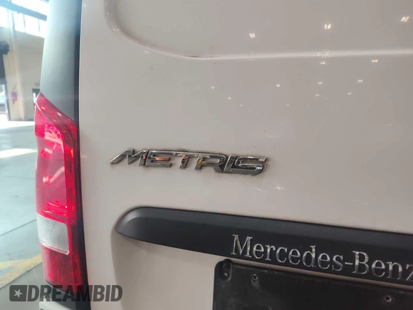 2020 Mercedes-Benz Metris Cargo with VIN WD3PG3EAXL3672562, listed as a IAAI auction lot 42810084 with 76,935 mi miles and . Bid and sale history available at DreamBid. Image 13.