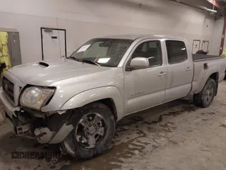 2007 Toyota Tacoma with VIN 5TEMU52N87Z404198, listed as a IAAI auction lot 41421221 with 197,877 mi miles and . Bid and sale history available at DreamBid. Image 2.