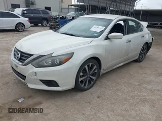 2017 Nissan Altima SV with VIN 1N4AL3AP2HC496668, listed as a IAAI auction lot 41700165 with 116,747 mi miles and . Bid and sale history available at carsss.com. Image 2.