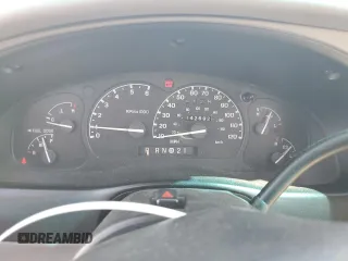 1998 Ford Explorer XL z VIN 1FMZU32E9WZB44586, wystawiony jako Copart lot #56432375 z przebiegiem 142 692 mil mil oraz Szkoda całkowita • Salvage title. Historia ofert i sprzedaży dostępna na DreamBid. Obrazek 9.