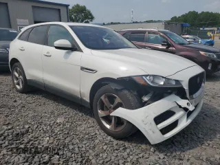 2018 Jaguar F-Pace 30t Premium z VIN SADCJ2GX6JA235205, wystawiony jako Copart lot #59315285 z przebiegiem 134 103 mil mil oraz Szkoda całkowita • Salvage title. Historia ofert i sprzedaży dostępna na DreamBid. Obrazek 4.