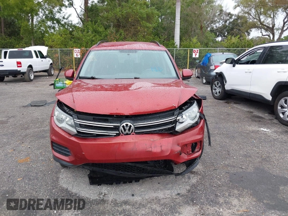 2015 Volkswagen Tiguan R-Line with VIN WVGAV7AXXFW106001, listed as a IAAI auction lot 41652896 with 131,031 mi miles and . Bid and sale history available at DreamBid. Image 13.